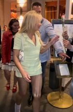 SABRINA CARPENTER Out for Dinner with Friends at Siena Restaurant in Paris 06/10/2024
