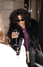 SZA Out for Dinner with Friends in Paris 06/03/2024