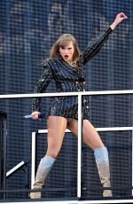 TAYLOR SWIFT Performs at Her The Eras Tour in Edinburgh 06/07/2024