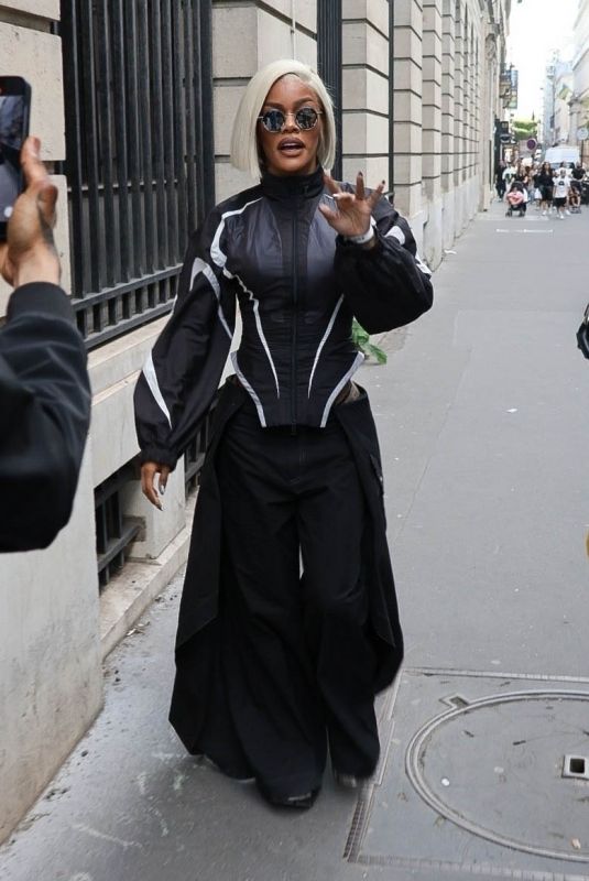 TEYANA TAYLOR Arrives at Vogue World: Paris at Place Vendome in Paris 06/23/2024