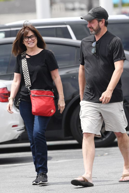 VALERIE BERTINELLI and Mike Goodnough at Gelson