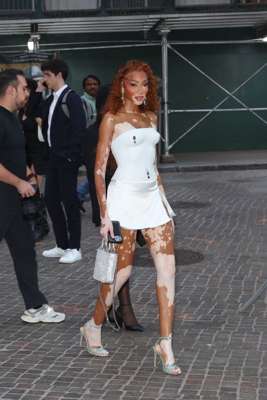WINNIE HARLOW Arrives at a MAC Event in New York 06/12/2024