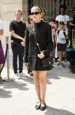ZOEY DEUTCH Posing for Cameras Before a Fashion Event in Paris 06/25/2024