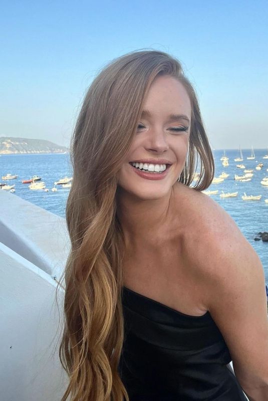 ABIGAIL COWEN - Instagram Photos 07/02/2024