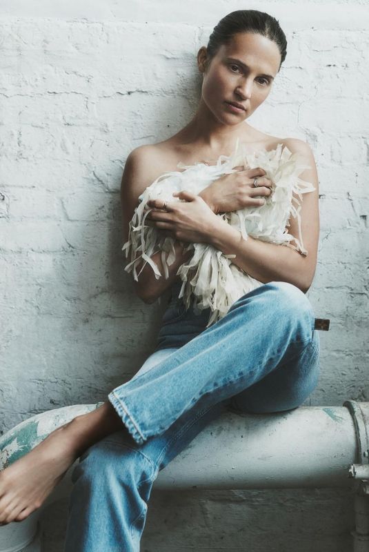 AL:ICIA VIKANDER for Elle UK, September Issue 2024