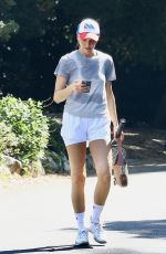 AMANDA KLOOTS Leaves a Tennis Court in Studio City 07/24/2024