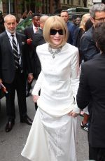 ANNA WINTOUR Leaves Mark Hotel for 2024 Met Gala in New York 05/06/2024