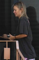 ARIANA MADIX Goes Completely Make-up Free After Admitting to Facial Cosmetic Surgery 07/23/2024