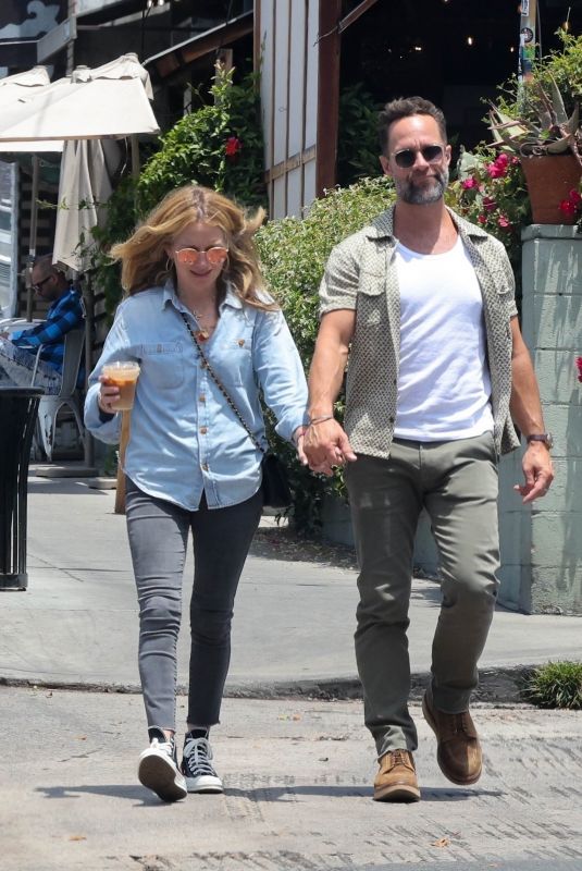 BECKI NEWTON and Chris Diamantopoulos out for Lunch in Los Feliz 07/20/2024