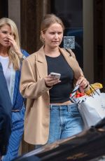CHRISTIE and SAILOR BRINKLEY Out in London 07/10/2024
