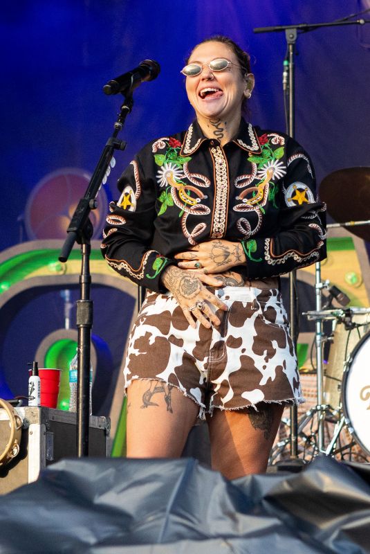 ELLE KING Performs at Rock the Ruins in Indianapolis 07/11/2024