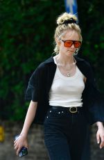 EMMA LAIRD on a Lunch Date in Hampstead 06/29/2024
