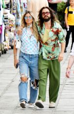 HEID KLUM and Tom Kaulitz Out with Friends in Venice 07/03/2024