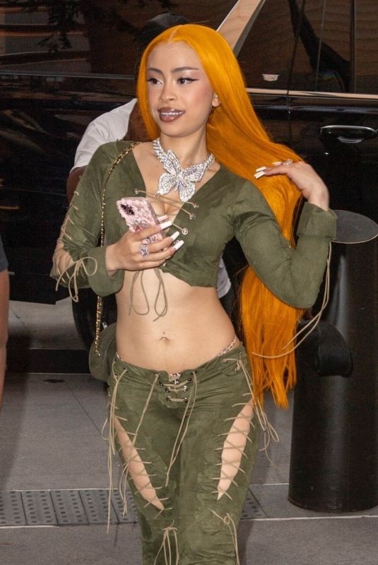 ICE SPICE Out Shopping at Hudson Yards in New York 07/26/2024