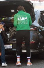 JENNIFER GARNER Catching a Flight at an Airport in Los Angeles 07/15/2024
