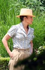 JENNIFER LOPEZ and Benny Medina Out for Plant Shopping in New York 07/04/2024