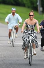 JENNIFER LOPEZ Enjoying a Bike Ride with Friends in The Hamptons 07/23/2024