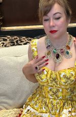 JENNIFER TILLY - Instagram Photos 07/06/2024