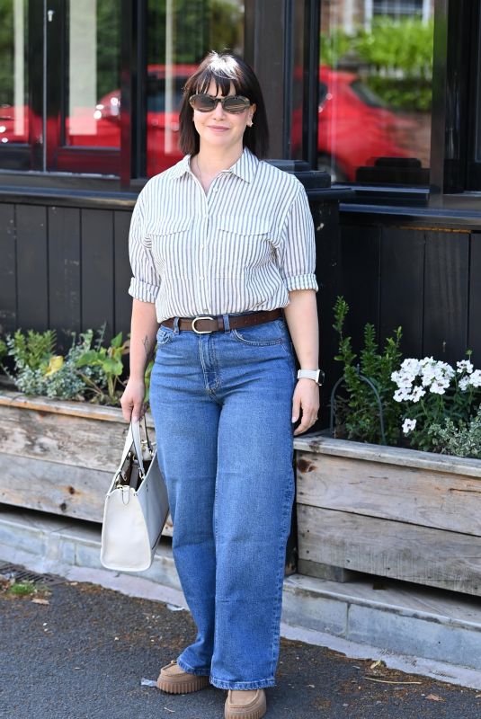 JESSICA FOX Heading to Mum and Me Event in Hale 07/08/2024
