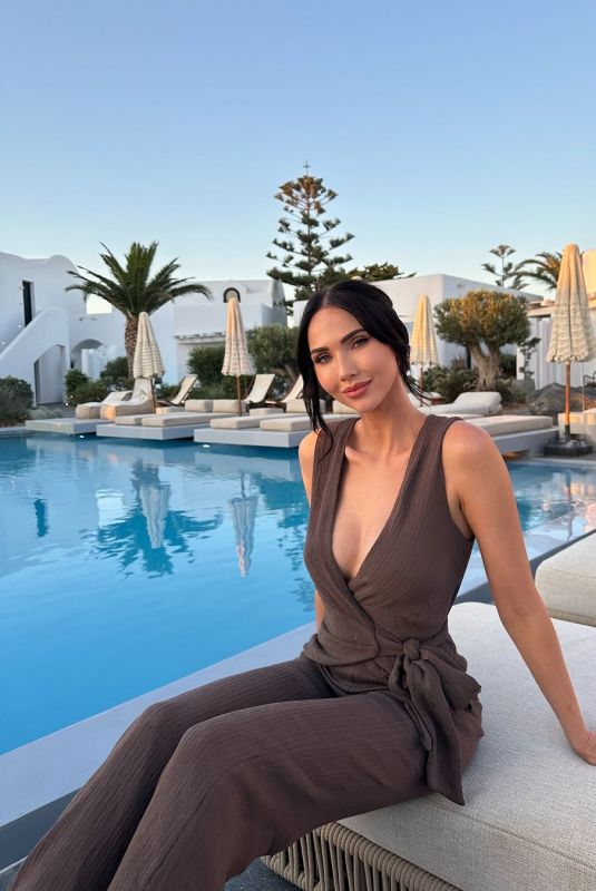 JESSICA GREEN - Instagram Photos 07/28/2024