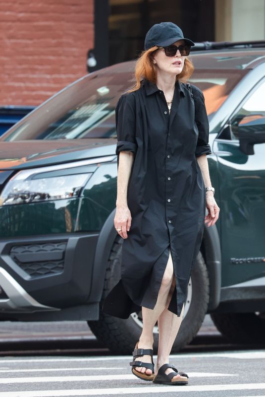 JULIANNE MOORE Out and About in New York 07/15/2024