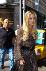 KATE HUDSON Arrives at Barnes & Noble in New York 07/11/2024