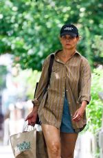 KATIE HOLMES Shopping at Her Local Whole Foods Market in New York 07/10/2024
