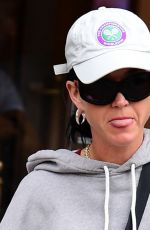 KATY PERRY Shopping at London