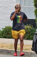 KELLY ROWLAND Leaves a Hair Salon in Los Angeles 06/11/2024