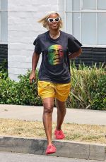 KELLY ROWLAND Leaves a Hair Salon in Los Angeles 06/11/2024