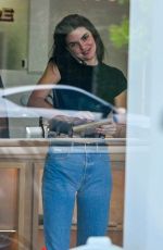 KENDALL JENNER Shopping at Her Friend