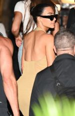 KIM and KHLOE KARDASHIAN Arrives in Mumbai 07/11/2024