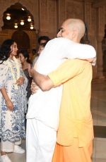 KIM and KHLOE KARDASHIAN Visited a Traditional Indian Temple in Mumbai 07/13/2024