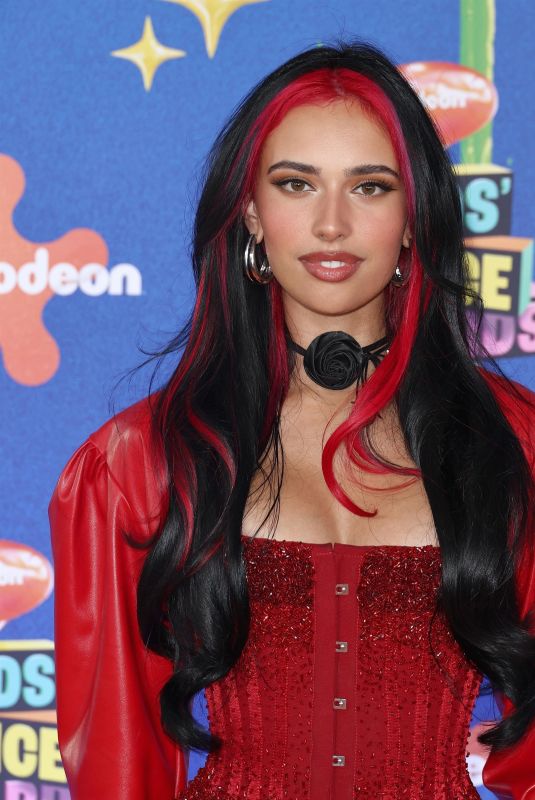 KYLIE CANTRALL at Nickelodeon