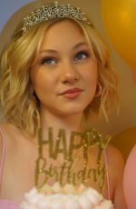 LILY BROOKS O