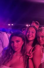 LILY CHEE - Instagram Photos 07/06/2024