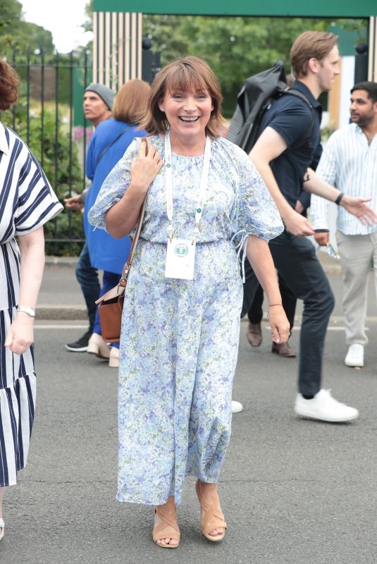 LORRAINE KELLY Arrives at 2024 Wimbledon Tennis Championships 07/01/2024