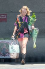 MALIN AKERMAN Shopping Fresh Flowers and Herbs in Los Feliz 07/23/2024
