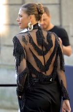 MARIA SHARAPOVA Arrivesat Fall Winter 2025 Haute Couture Fashion Week in Paris 07/24/2024