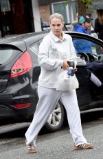 MOLLY MAE HAGUE Leaves a Nail Bar in Hale 07/01/2024