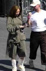 NOAH CYRUS Arrives at Jimmy Kimmel Live in Hollywood 07/24/2024