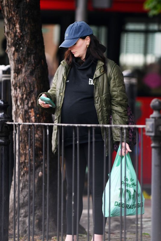 Pregnant AISLING BEA Out and About in London 07/10/2024