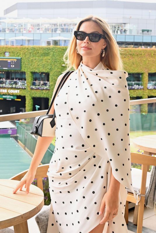 Pregnant MARGOT ROBBIE at Range Rover Reception at Wimbledon Semi-finals in London 07/12/2024