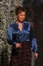 RENEE ZELLWEGER Filming Christmas Snow Scenes for Bridget Jones Movie in London 07/17/2024