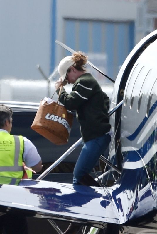SHANIA TWAIN Arrives by Private Jet at Blackpool Airport 07/04/2024