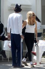 SIENNA MILLER and Oli Green Bumping in to a Pregnant ADWOA ABOAH at a Cafe in Notting Hill 07/17/2024