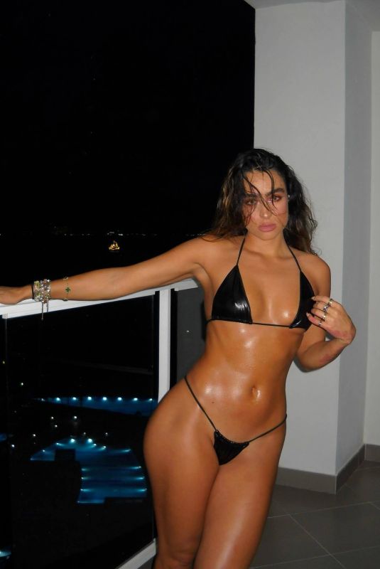SOMMER RAY – Instagram Photos 07/04/2024