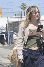 SUKI WATERHOUSE Takes a Phone Call in Studio City 07/02/2024