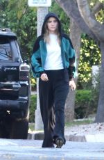 SUKI WATERHOUSE Visiting a Friend in Los Angeles 07/09/2024