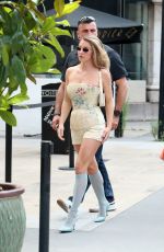 SYDNEY SWEENEY Out Shopping in Paris 07/11/2024